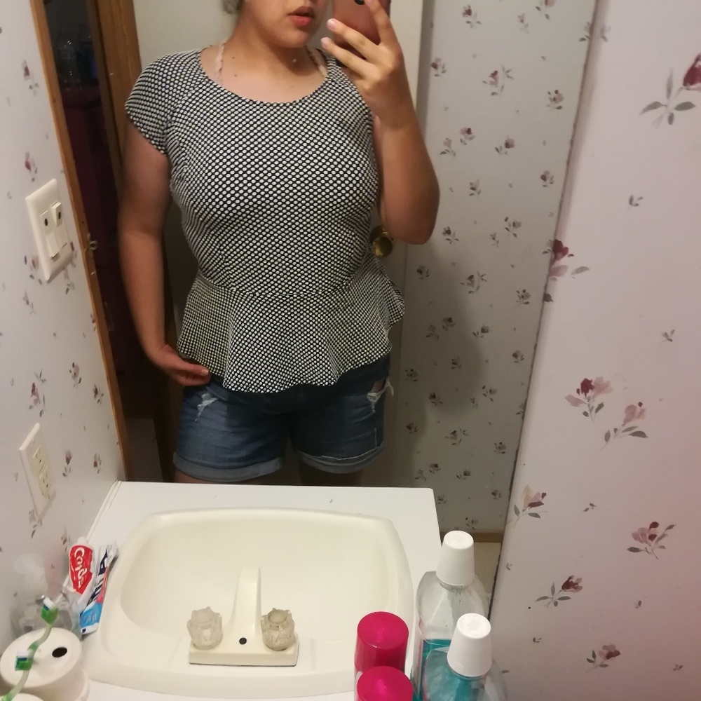 Cute blouse